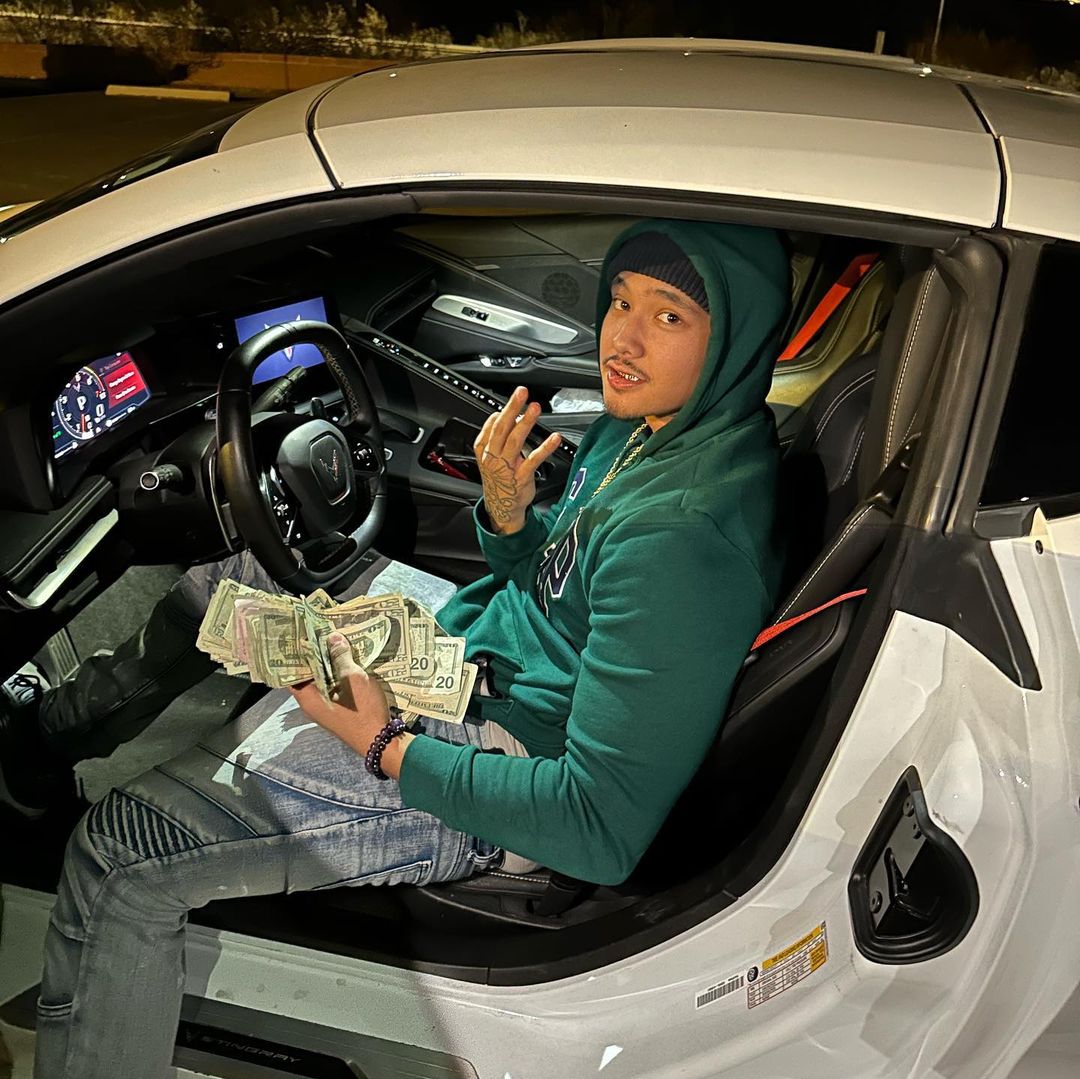 đŤ â @SleezeTeamK3 (#ThizzlerVideoVS November 16, 2023)