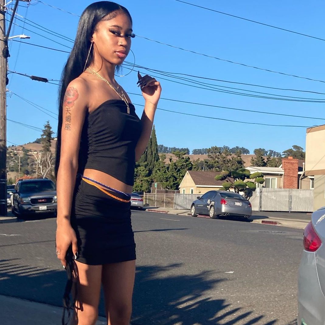 💫 @therealbabykyky (#ThizzlerBarWars Mar 22, 2023)