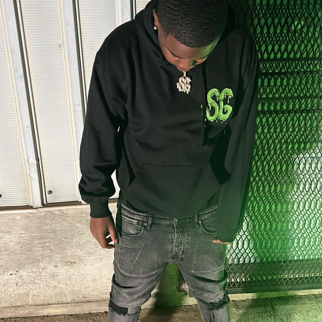 @uptsleaz5 ft. @1moneytwinant5 (#FWMFriday Apr 14, 2023)