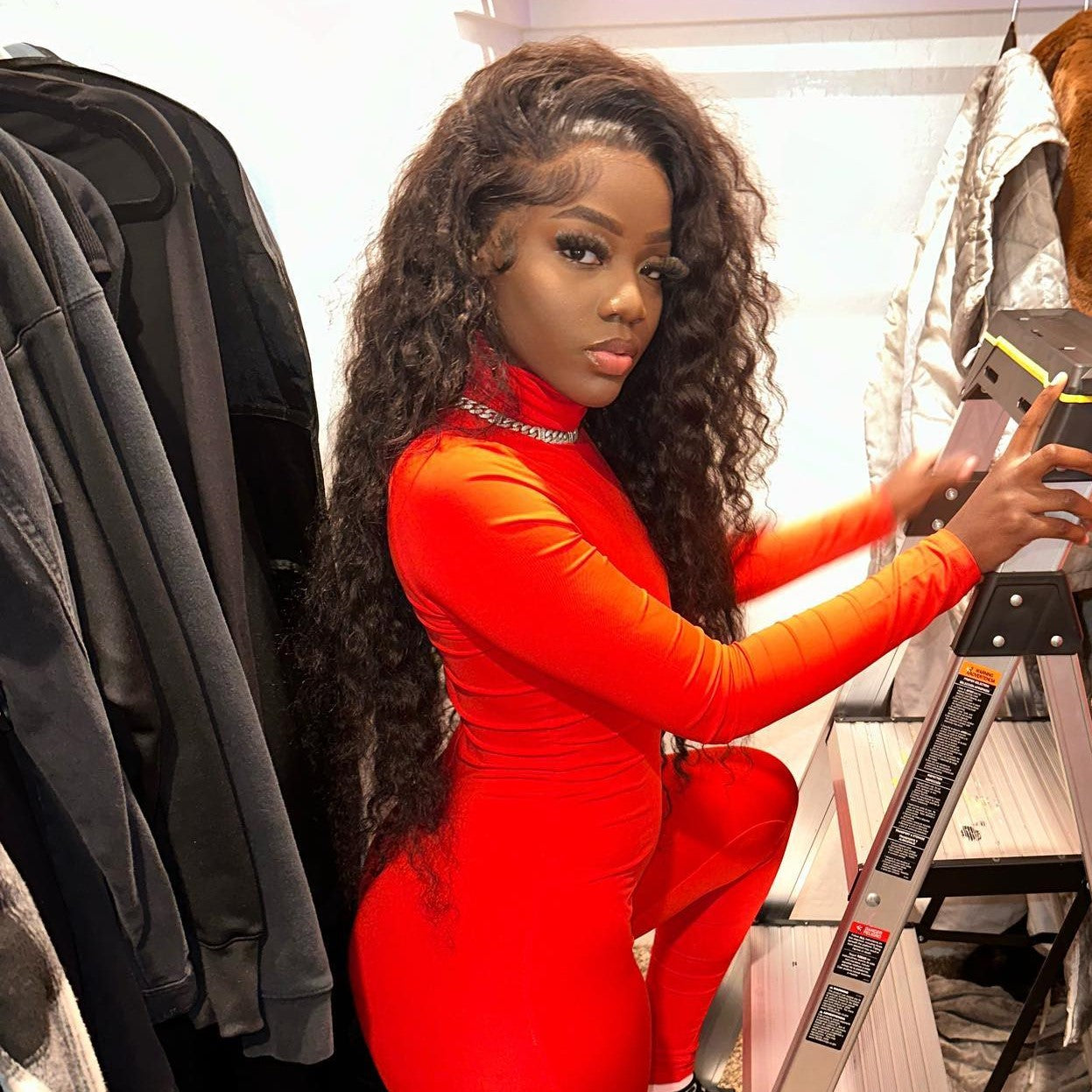 💫 @tia_uppd1 (#ThizzlerVideoVS April 11, 2024)