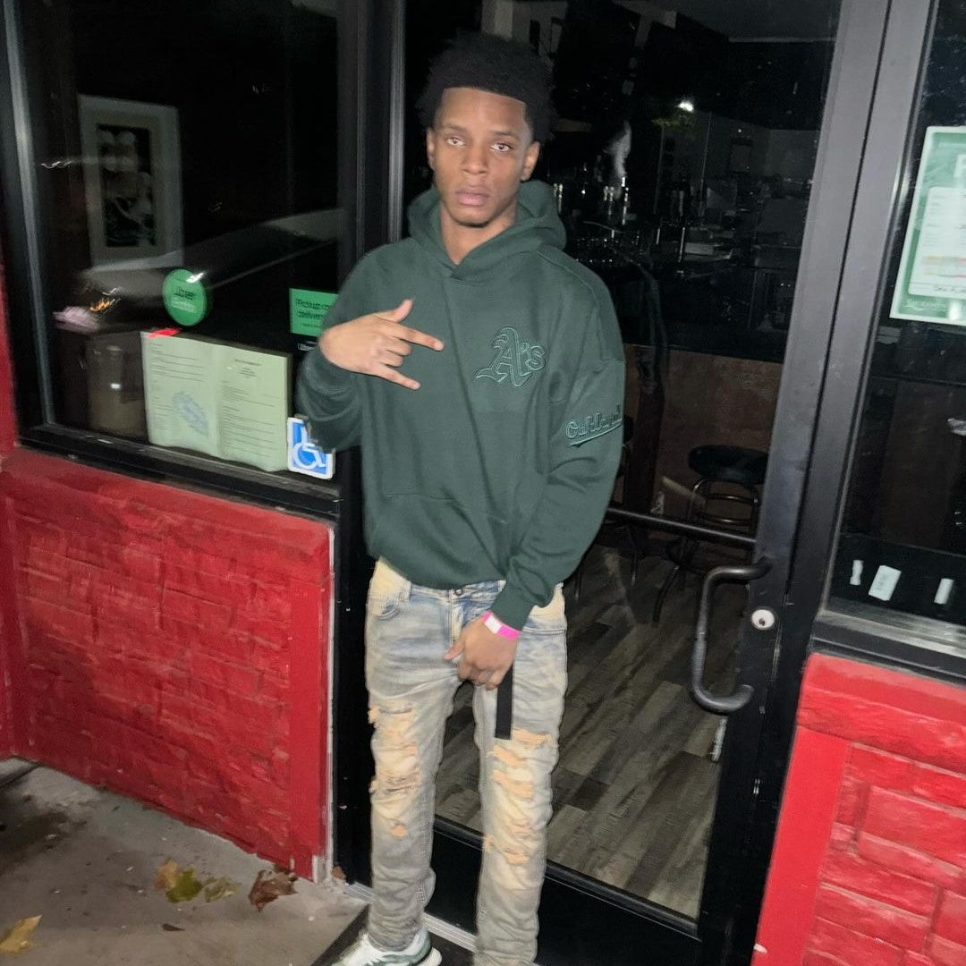 💫 @buss4nani10 ⁠(#ThizzlerVideoVS January 4, 2024)